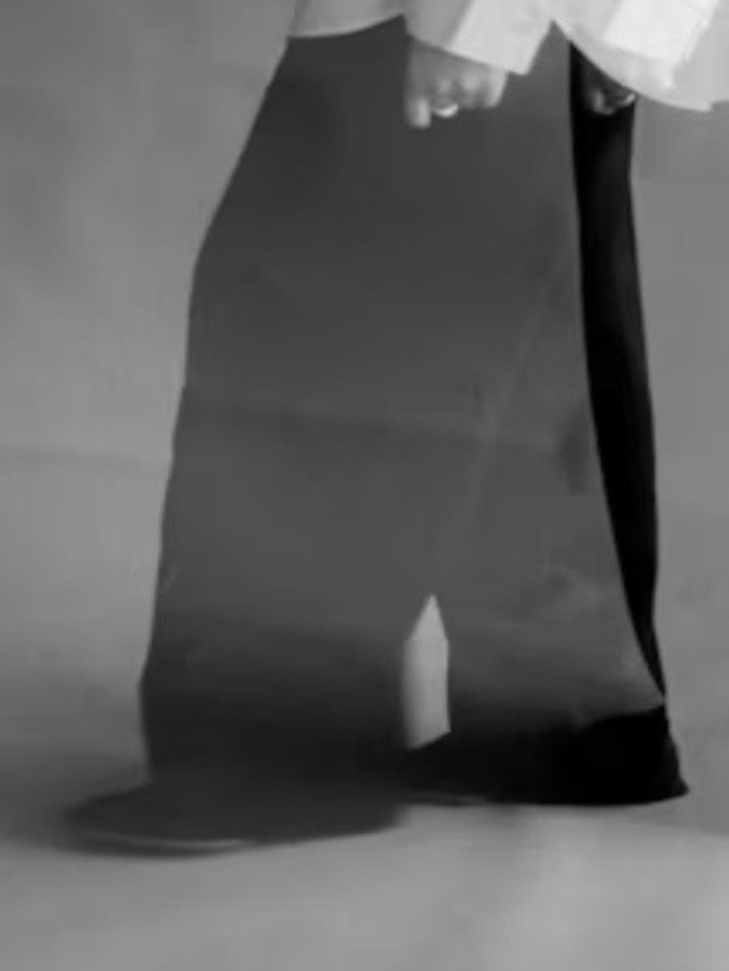 【reform】テーパードPants 丈上げスリットあり